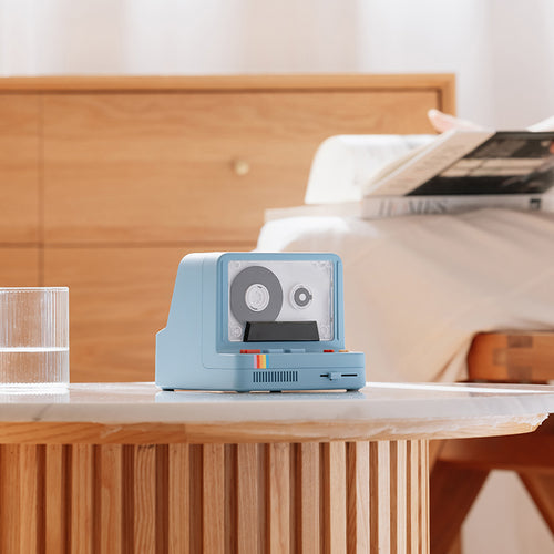 Creative colorful light battery speaker