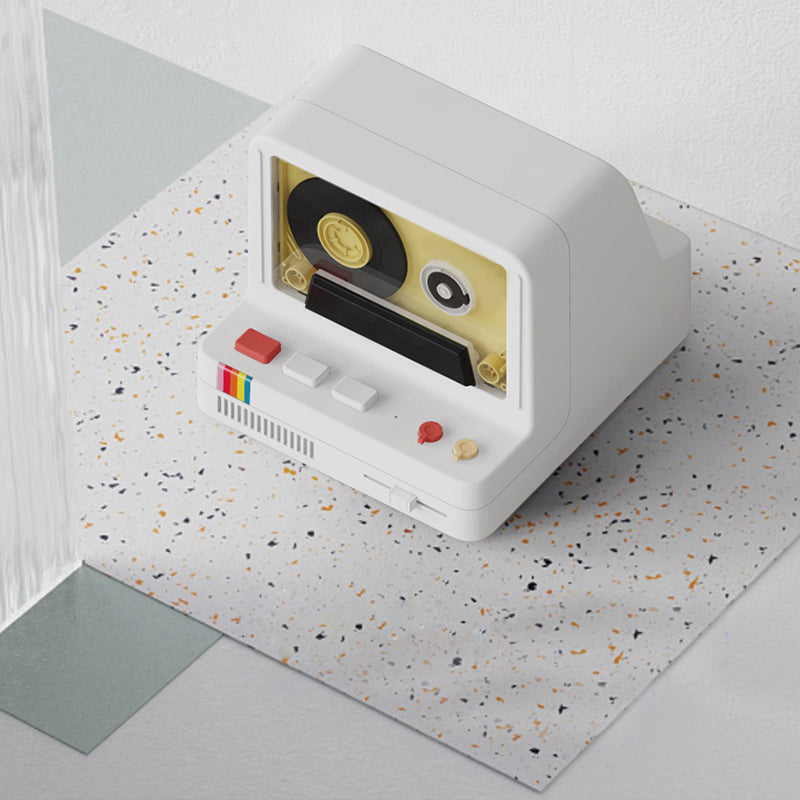 Creative colorful light battery speaker