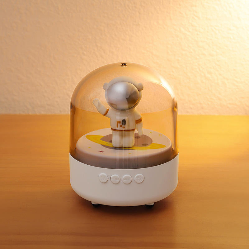 Robot-shaped speaker with phone function