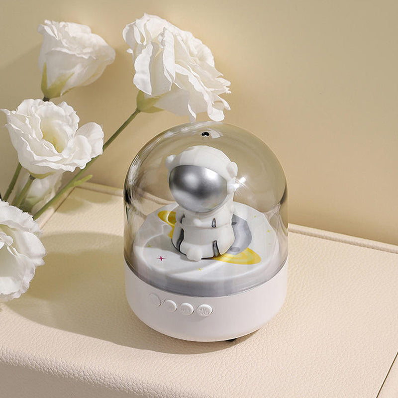 Robot-shaped speaker with phone function