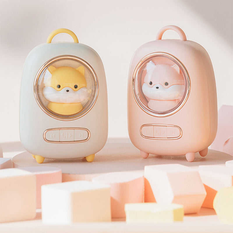 Cute cartoon speaker with phone function
