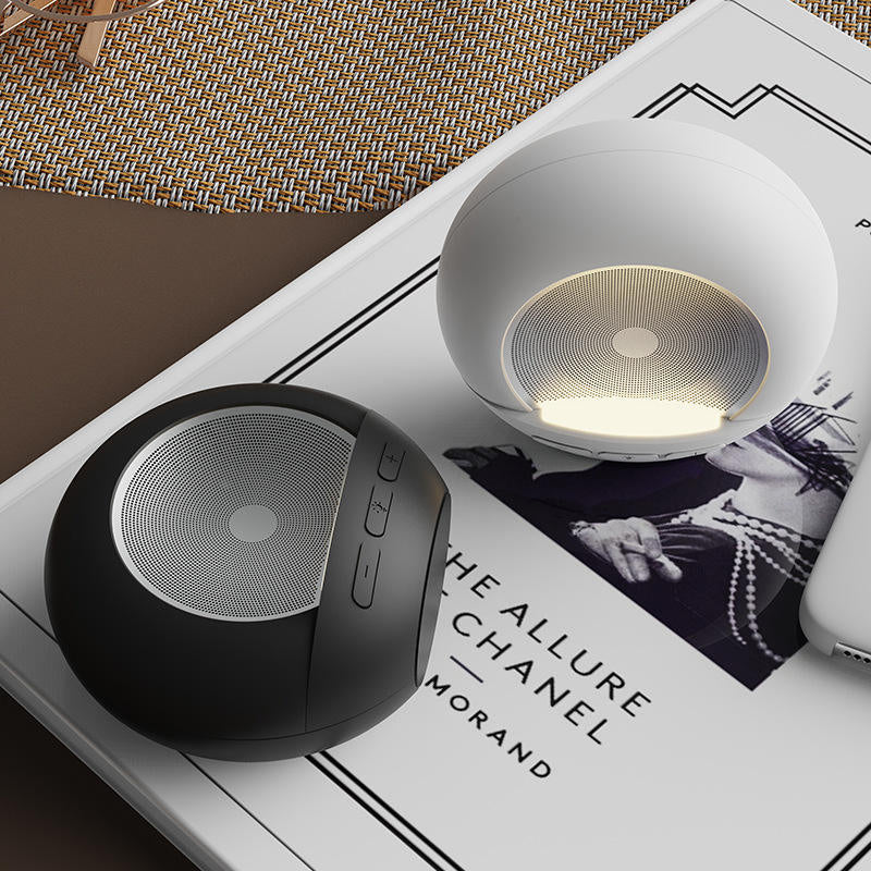 High quality mini speaker with night light