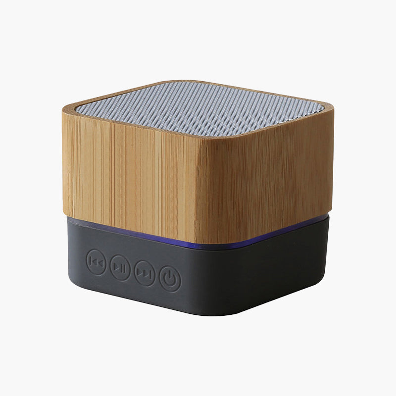 Rechargeable wireless subwoofer speaker